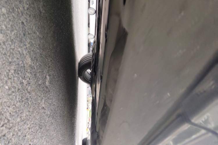 Used Volvo XC60 2022 B5 4x4 Smart Luxury Edition Chassis Front Left