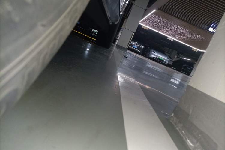 Used Volvo XC60 2022 B5 4x4 Zhiyi Luxury Edition Chassis Front Left