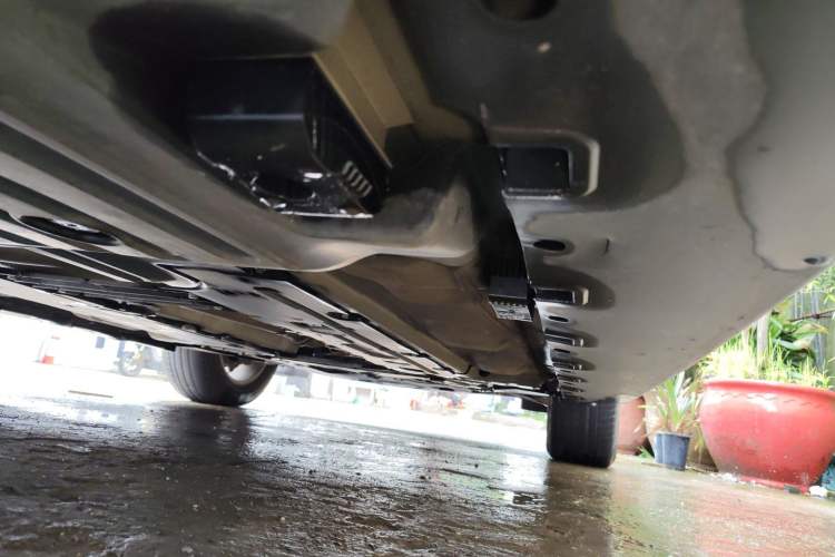 Used Volvo XC60 2022 B5 4x4 Zhiyi Luxury Edition Chassis Front Right