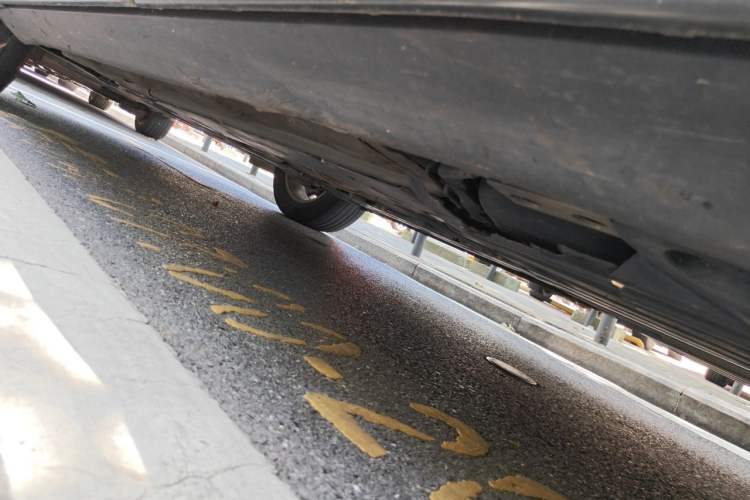 Used Volvo XC60 2022 B5 4x4 Zhiyi Luxury Edition Chassis Rear Left