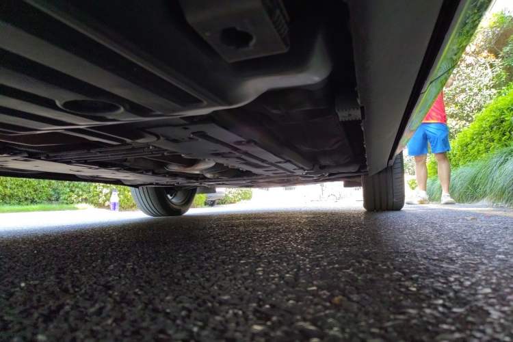 Used Volvo XC60 2022 B5 4x4 Zhiyi Luxury Edition Chassis Rear Right