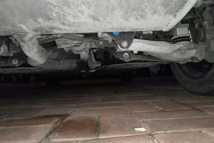 Used Volvo XC60 2022 B5 4x4 Smart Luxury Edition Chassis Rear Right