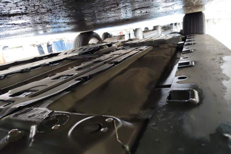 Used Volvo XC60 2022 B5 4x4 Zhiyi Luxury Edition Chassis Rear Right