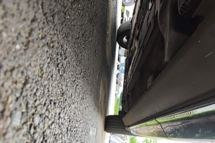 Used Volvo XC60 2022 B5 4x4 Zhiyi Luxury Edition Chassis Rear Right