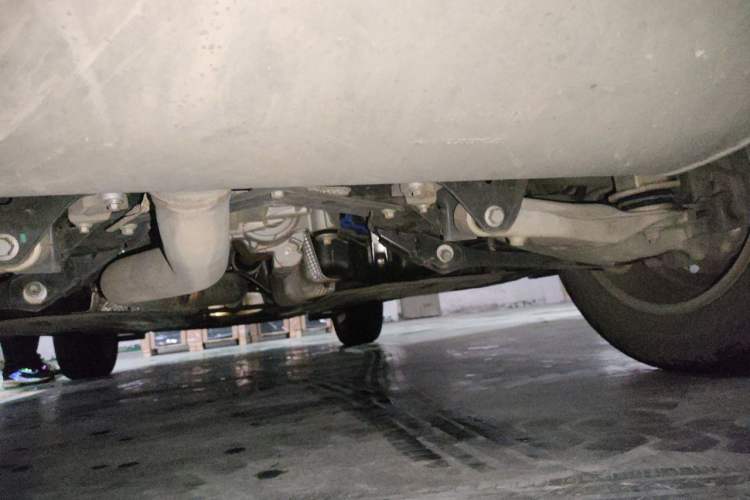 Used Volvo XC60 2022 B5 4x4 Zhiyi Luxury Edition Chassis Rear