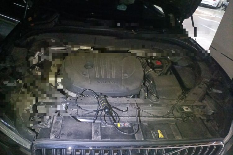 Used Volvo XC60 2022 B5 4x4 Zhiyi Luxury Edition Engine Bay