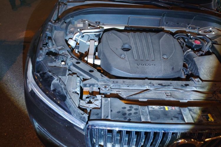 Used Volvo XC60 2022 B5 4x4 Smart Luxury Edition Engine Bay Right