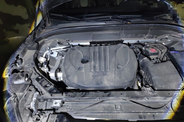 Used Volvo XC60 2022 B5 4x4 Smart Luxury Edition Engine Bay Right