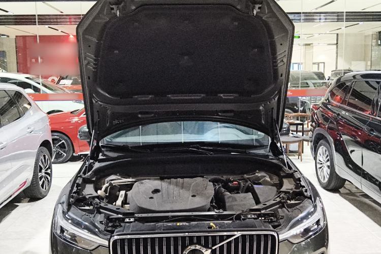 Used Volvo XC60 2022 B5 4x4 Zhiyi Luxury Edition Engine Bay