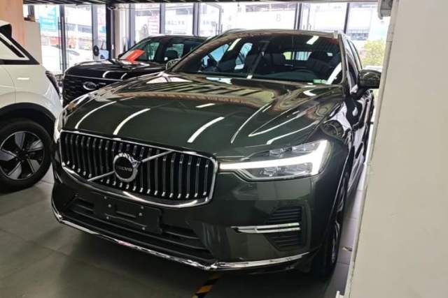 Used Volvo XC60 2022 B5 4x4 Zhiyi Luxury Edition