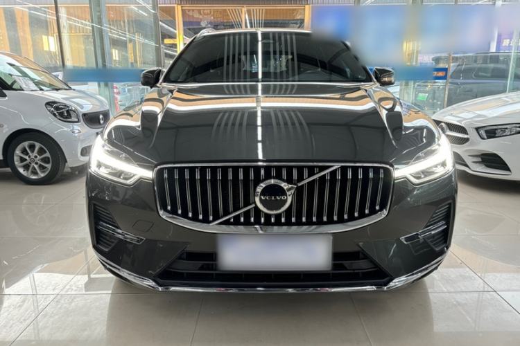Used Volvo XC60 2022 B5 4x4 Smart Luxury Edition Exterior 1