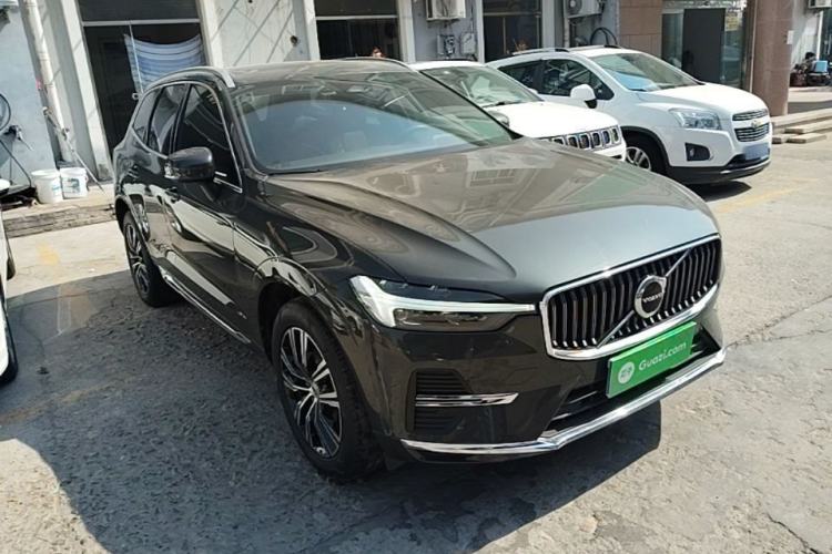 Used Volvo XC60 2022 B5 4x4 Smart Luxury Edition Exterior 1