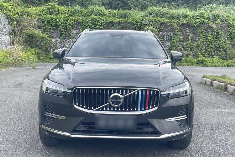 Used Volvo XC60 2022 B5 4x4 Smart Luxury Edition Exterior 1