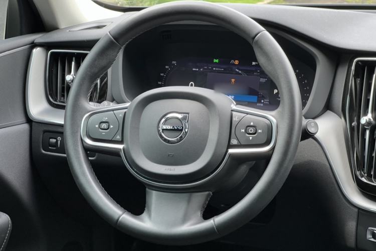 Used Volvo XC60 2022 B5 4x4 Zhiyi Luxury Edition Exterior 11