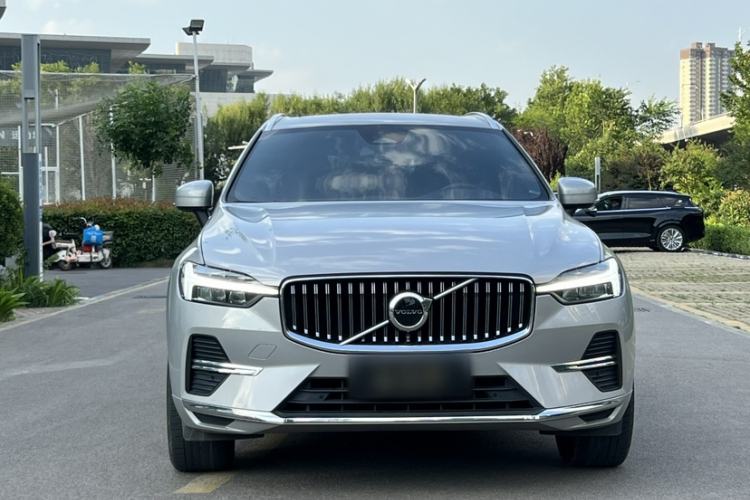 Used Volvo XC60 2022 B5 4x4 Zhiyi Luxury Edition Exterior 2
