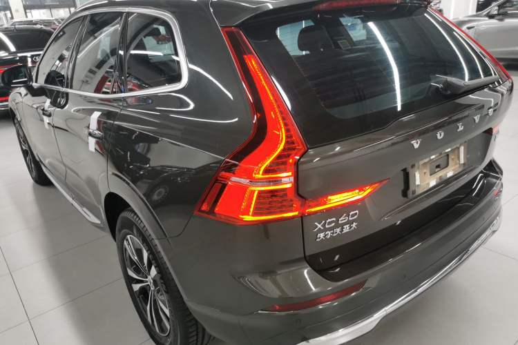 Used Volvo XC60 2022 B5 4x4 Zhiyi Luxury Edition Exterior 2