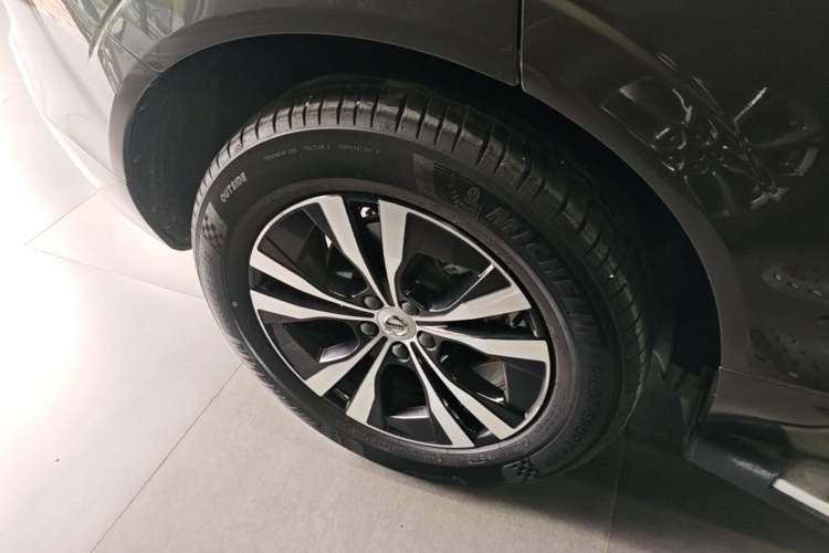 Used Volvo XC60 2022 B5 4x4 Zhiyi Luxury Edition Exterior 3