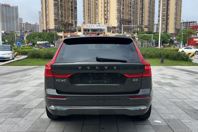 Used Volvo XC60 2022 B5 4x4 Zhiyi Luxury Edition Exterior 8