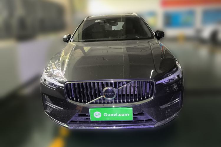 Used Volvo XC60 2022 B5 4x4 Smart Luxury Edition Front