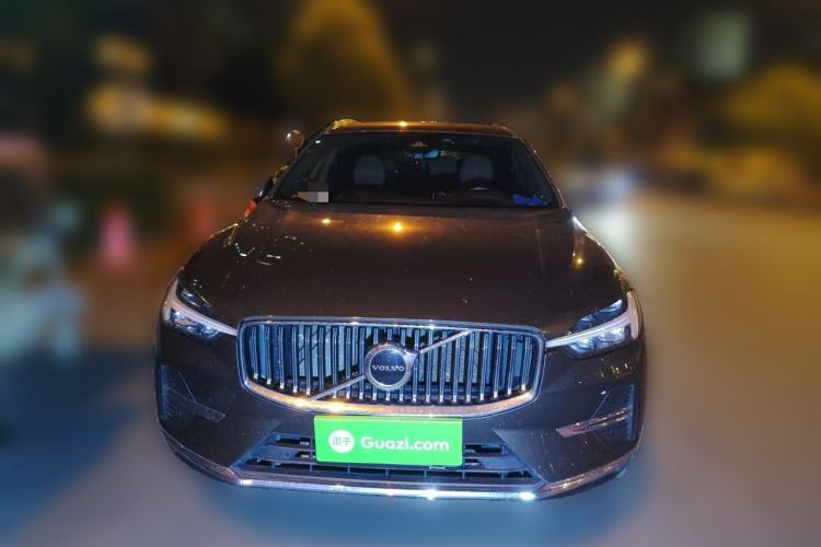 Used Volvo XC60 2022 B5 4x4 Smart Luxury Edition Front