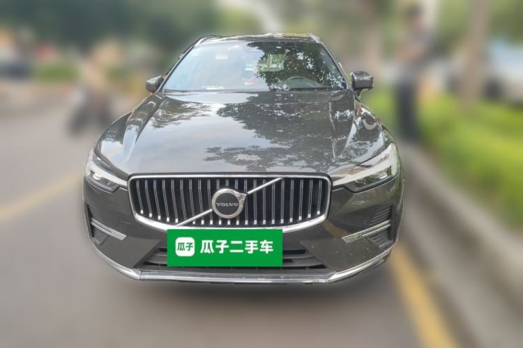 Used Volvo XC60 2022 B5 4x4 Smart Luxury Edition Front