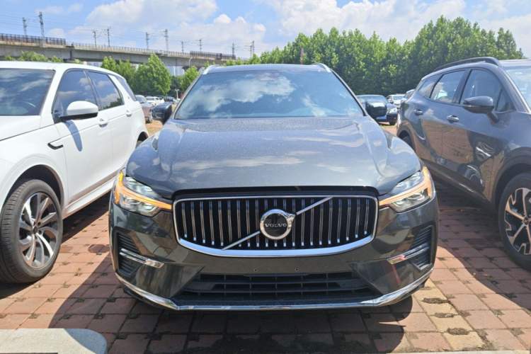 Used Volvo XC60 2022 B5 4x4 Zhiyi Luxury Edition Front