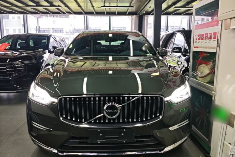 Used Volvo XC60 2022 B5 4x4 Zhiyi Luxury Edition Front