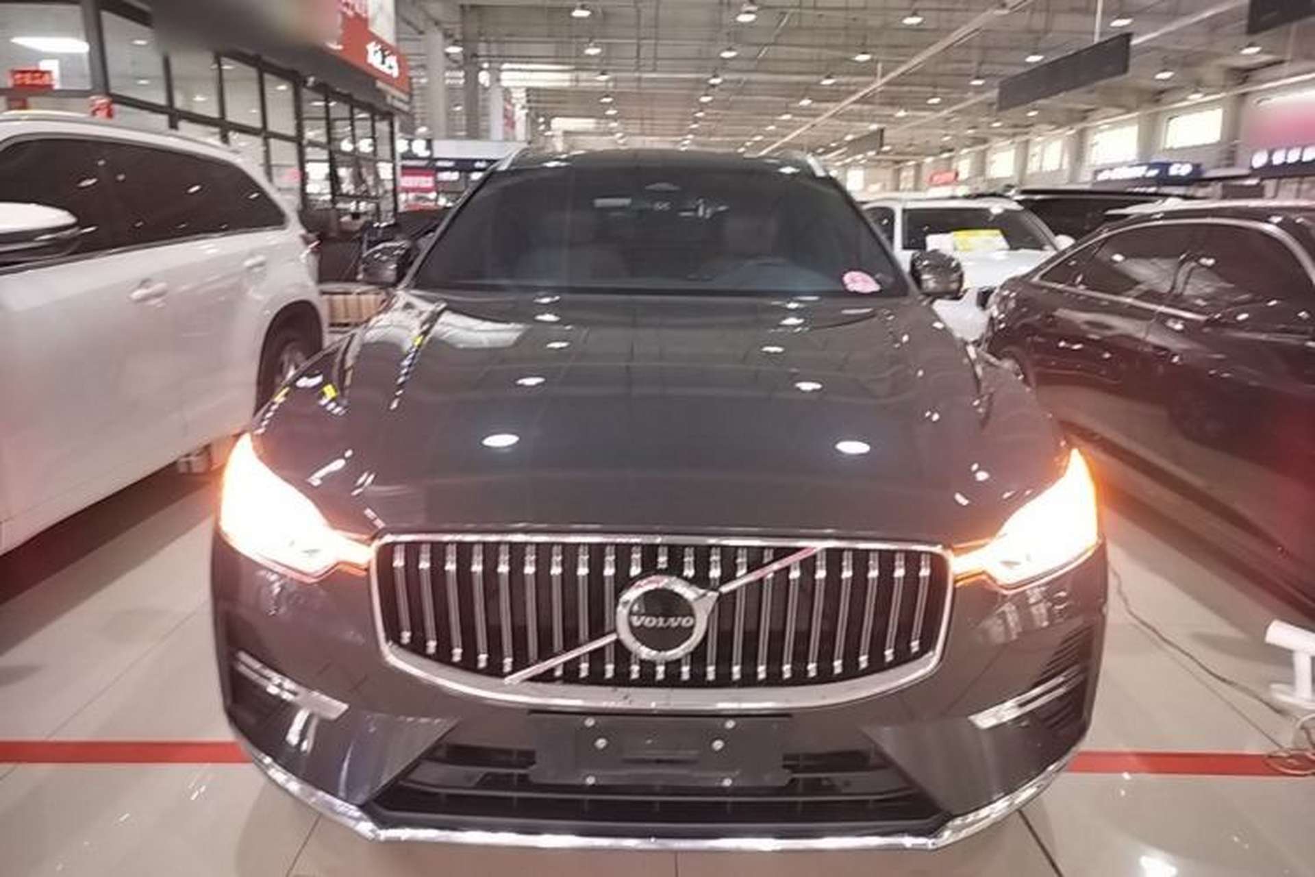 Used Volvo XC60 2022 B5 4x4 Zhiyi Luxury Edition Front