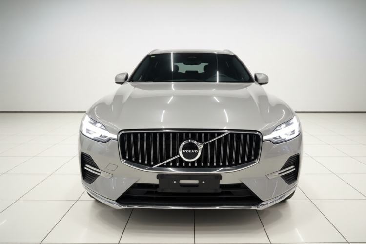 Used Volvo XC60 2022 B5 4x4 Zhiyi Luxury Edition Front