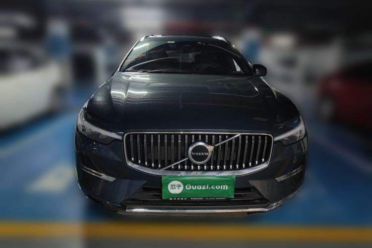 Used Volvo XC60 2022 B5 4x4 Smart Luxury Edition Front
