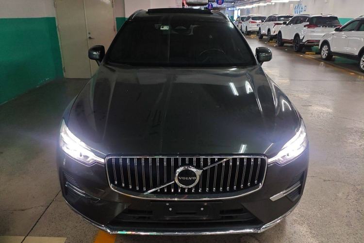 Used Volvo XC60 2022 B5 4x4 Smart Luxury Edition Front