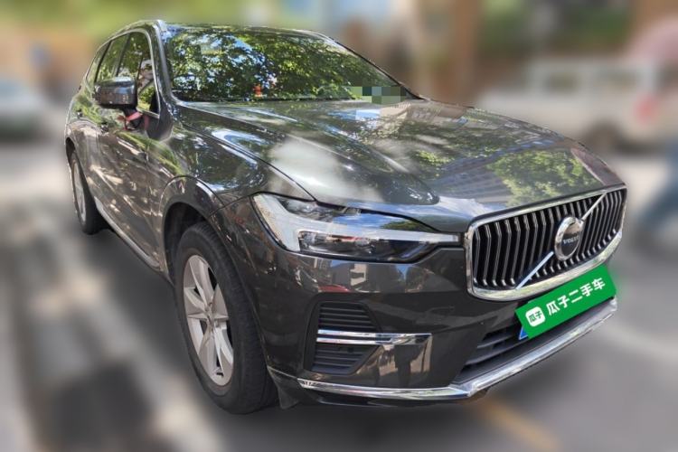 Used Volvo XC60 2022 B5 4x4 Zhiyi Luxury Edition Front Right 45 Deg