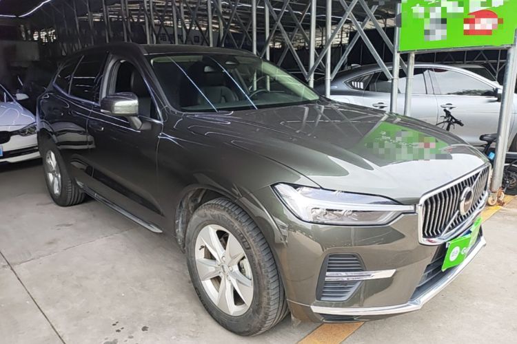 Used Volvo XC60 2022 B5 4x4 Zhiyi Luxury Edition Front Right 45 Deg