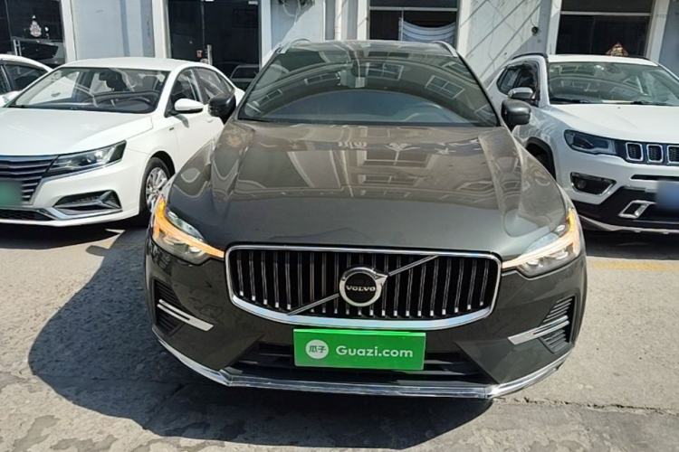 Used Volvo XC60 2022 B5 4x4 Smart Luxury Edition Front