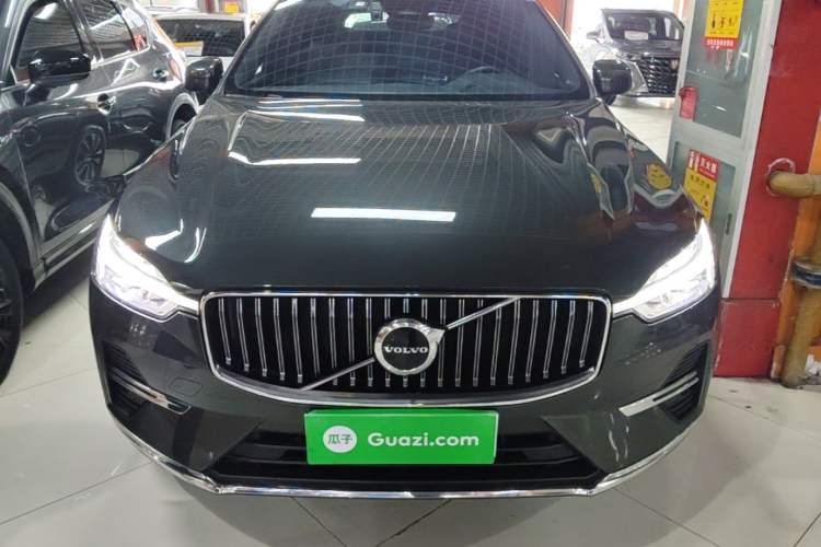 Used Volvo XC60 2022 B5 4x4 Smart Luxury Edition Front