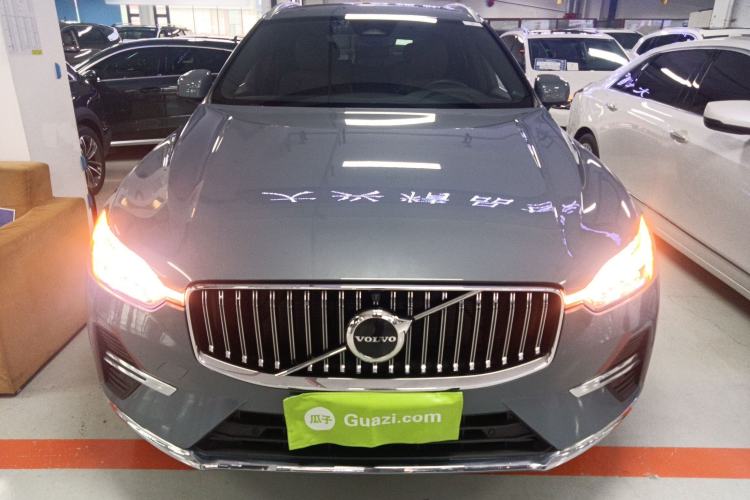Used Volvo XC60 2022 B5 4x4 Smart Luxury Edition Front