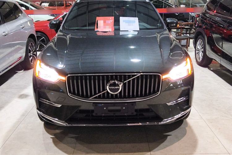 Used Volvo XC60 2022 B5 4x4 Zhiyi Luxury Edition Front