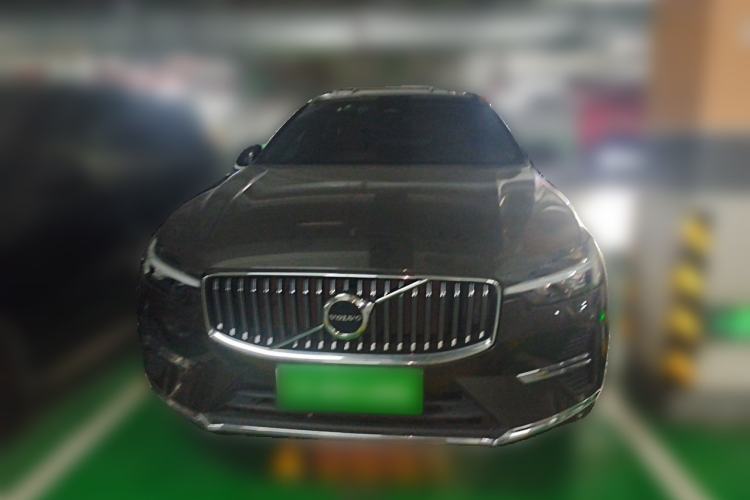 Used Volvo XC60 2022 B5 4x4 Smart Luxury Edition Front