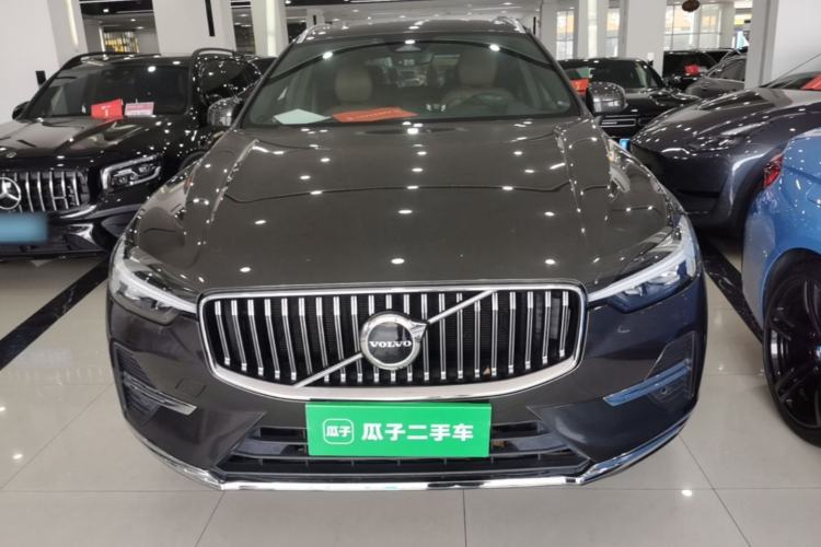Used Volvo XC60 2022 B5 4x4 Smart Luxury Edition Front