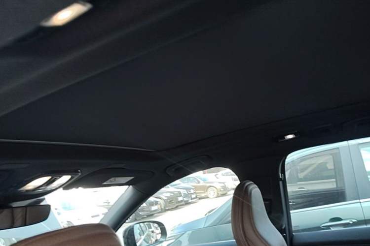 Used Volvo XC60 2022 B5 4x4 Smart Luxury Edition Headliner