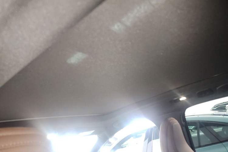 Used Volvo XC60 2022 B5 4x4 Smart Luxury Edition Headliner