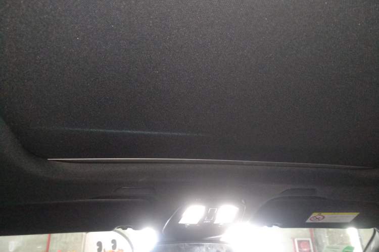 Used Volvo XC60 2022 B5 4x4 Zhiyi Luxury Edition Headliner