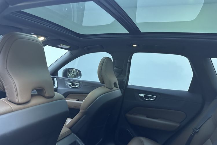 Used Volvo XC60 2022 B5 4x4 Zhiyi Luxury Edition Headliner