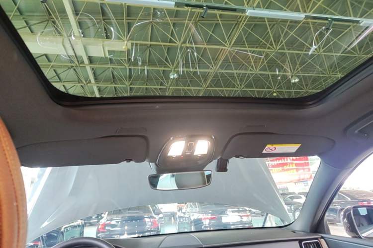 Used Volvo XC60 2022 B5 4x4 Smart Luxury Edition Headliner