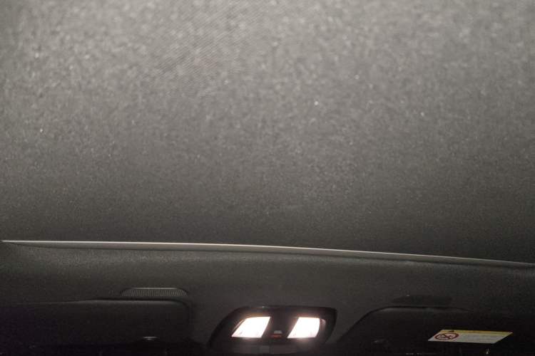 Used Volvo XC60 2022 B5 4x4 Smart Luxury Edition Headliner