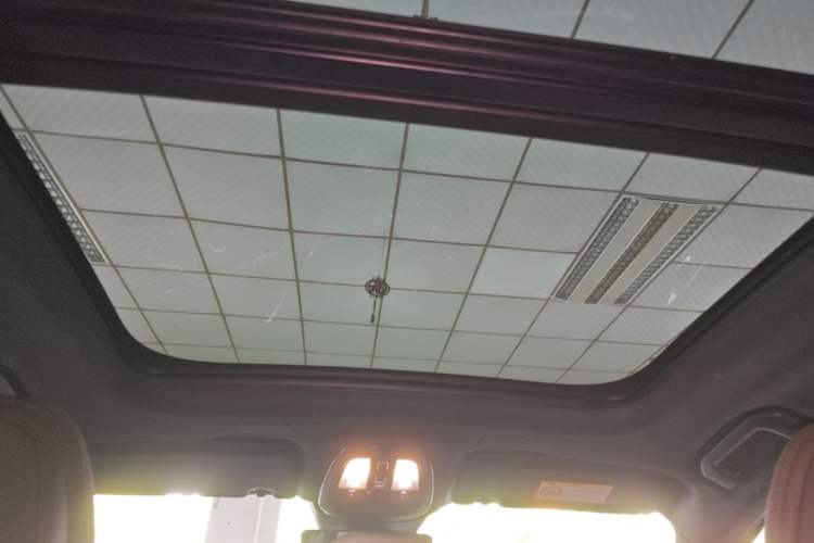 Used Volvo XC60 2022 B5 4x4 Smart Luxury Edition Headliner