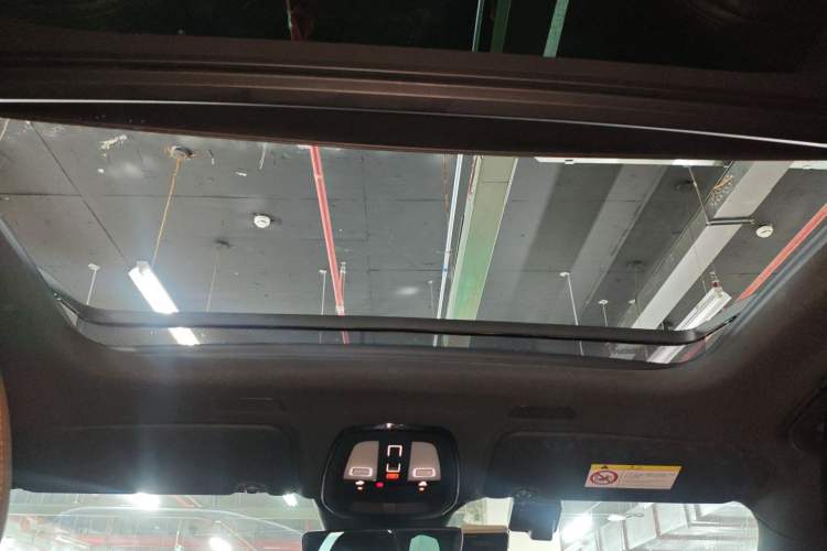 Used Volvo XC60 2022 B5 4x4 Smart Luxury Edition Headliner