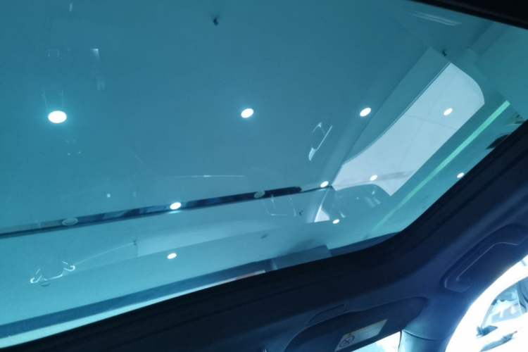 Used Volvo XC60 2022 B5 4x4 Smart Luxury Edition Headliner