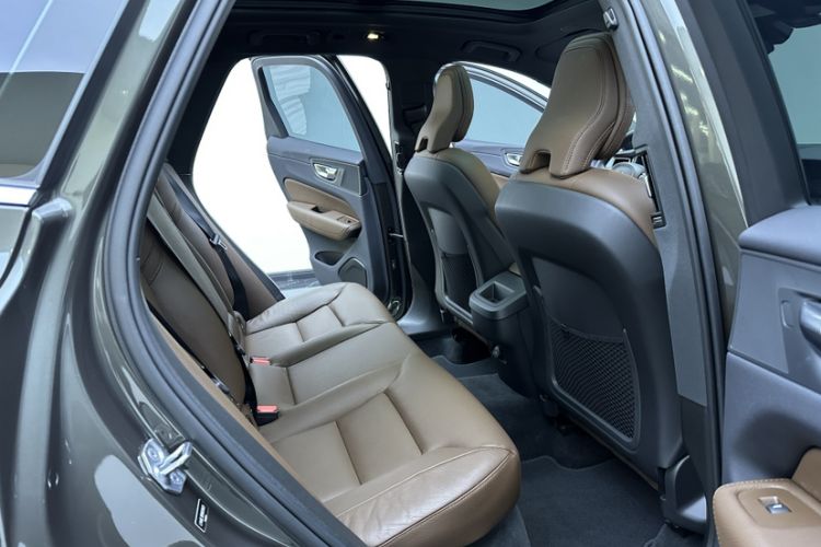 Used Volvo XC60 2022 B5 4x4 Zhiyi Luxury Edition Interior 2