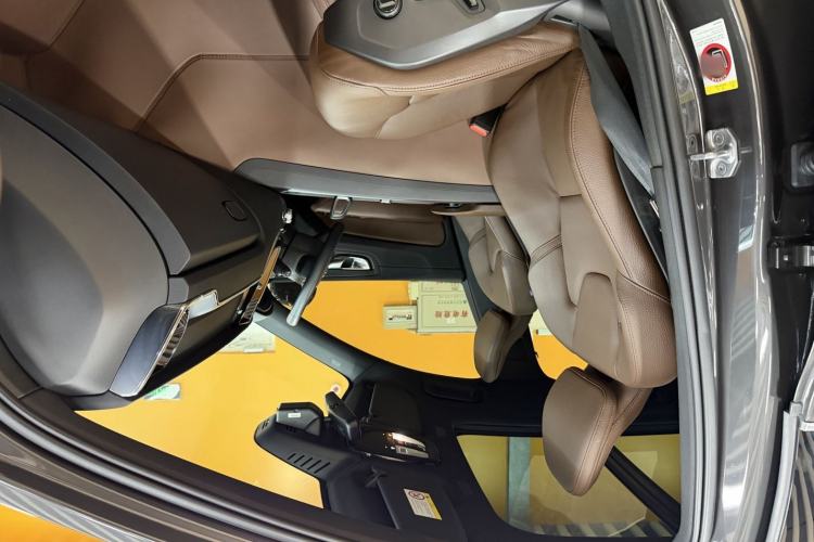 Used Volvo XC60 2022 B5 4x4 Zhiyi Luxury Edition Interior 3